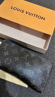 LV MONOGRAM zippy wallet