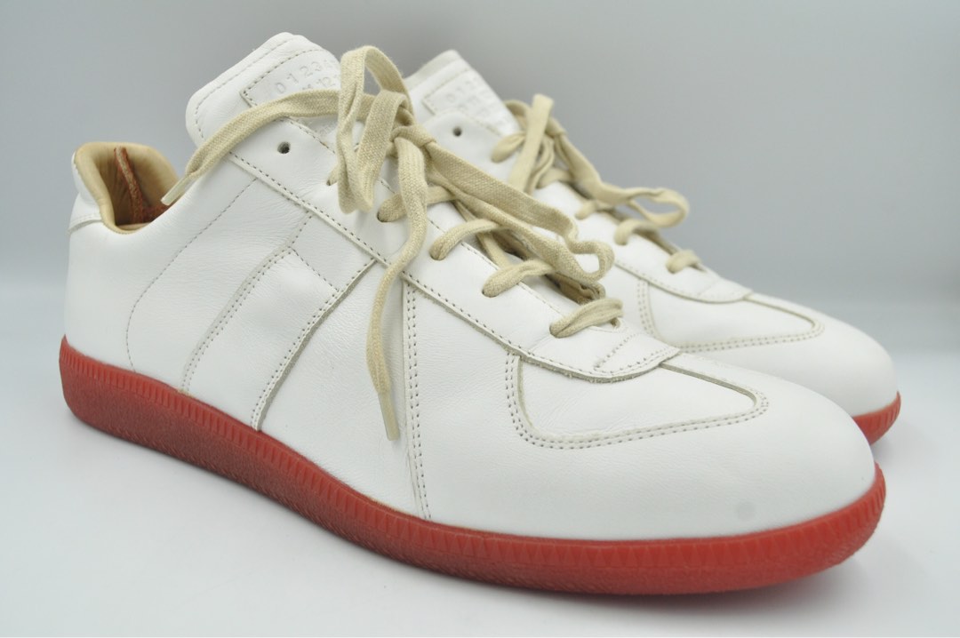 Replica red sales bottom shoes
