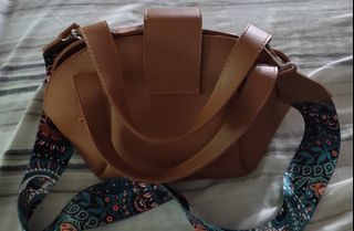 Marikina Bag Kendra Sling Bag in PU Leather for Women