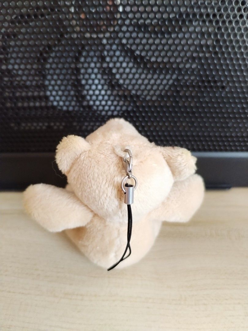 Mini bear (Category: Toys & Collectibles) located in Cheras. Submitted by junmin667 (Listing ID 1220949040, Image 2). Description: .