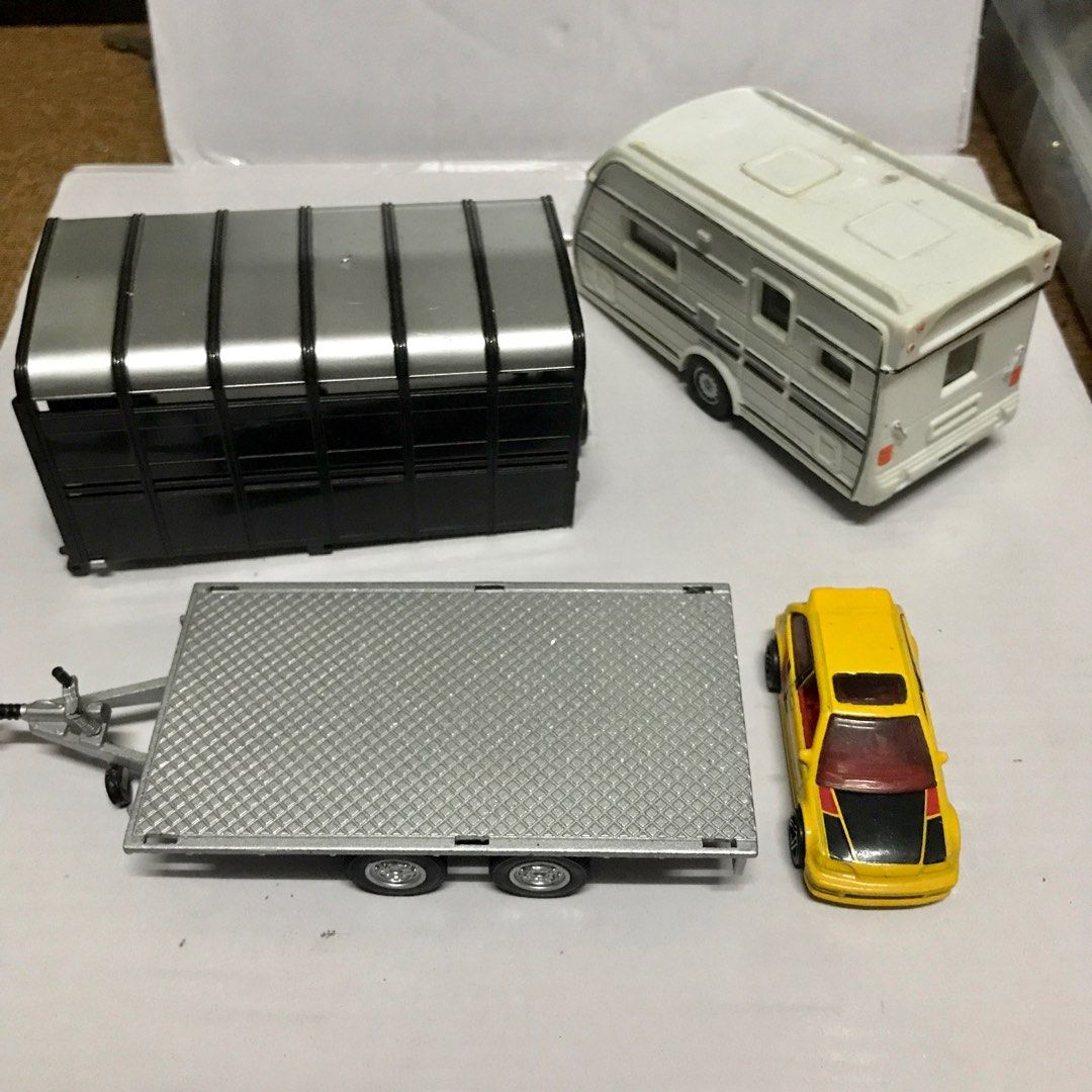 Motorhome treler carrier gerabak ertl John Deere lot, Hobbies & Toys