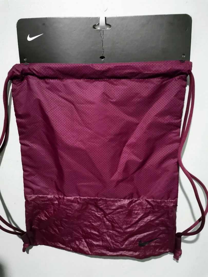 Nike gym sack bag on Carousell