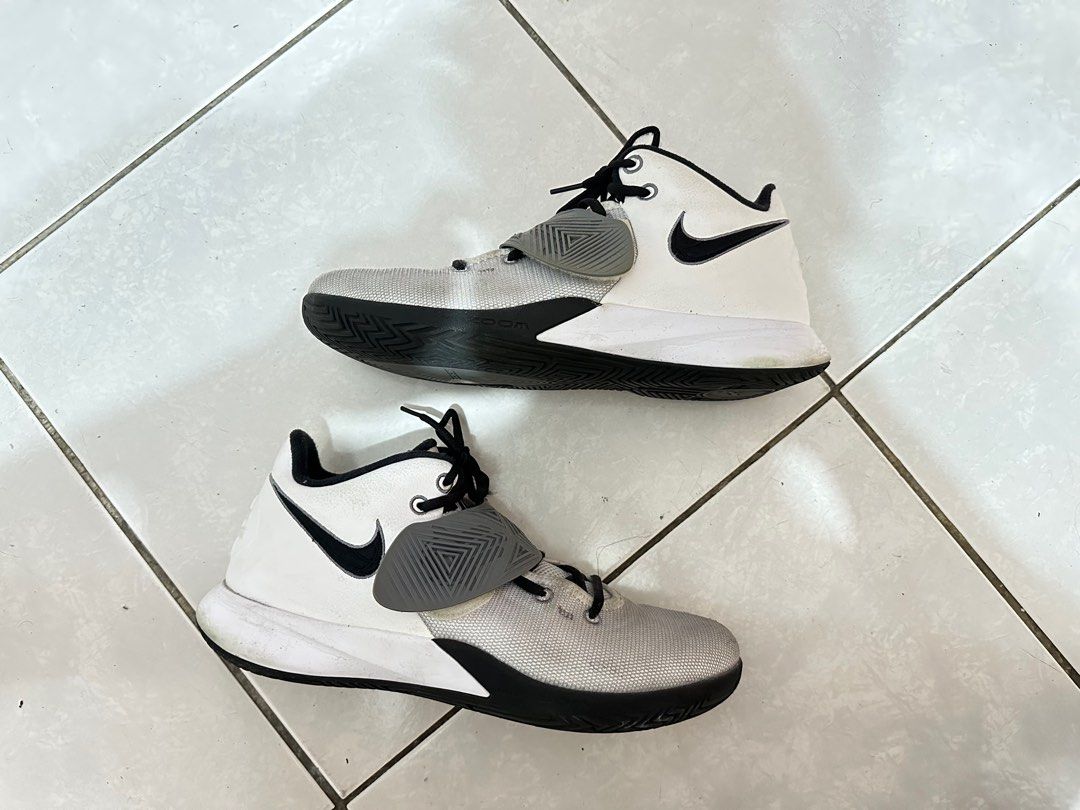 Adidas kyrie hot sale
