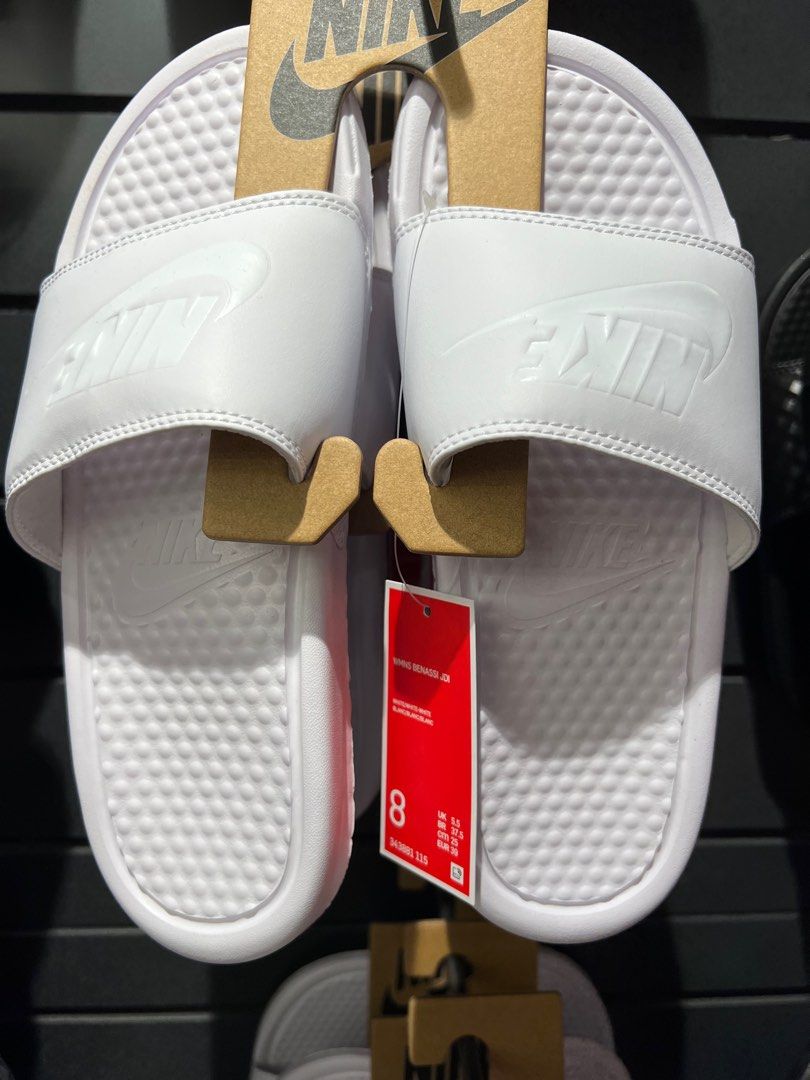 womens nike sandals with strap