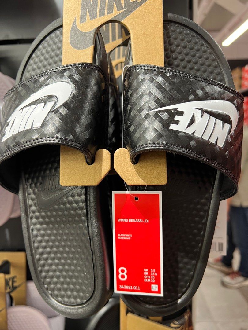 womens nike sandal trainers