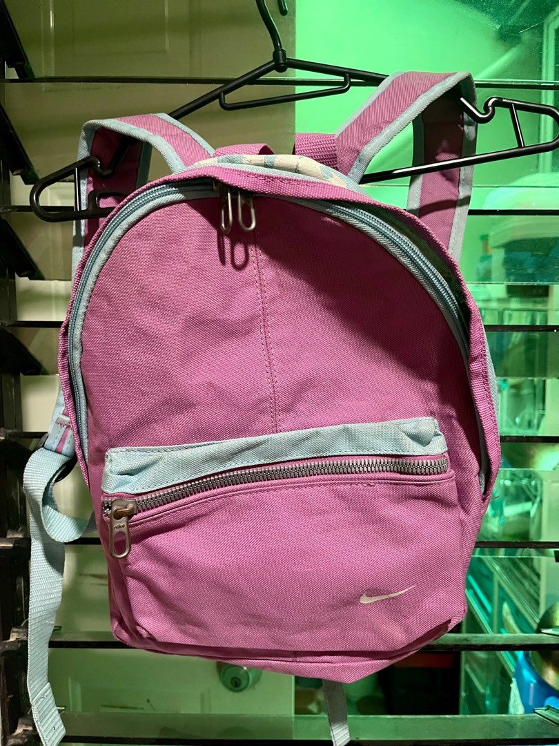 mens small nike backpack