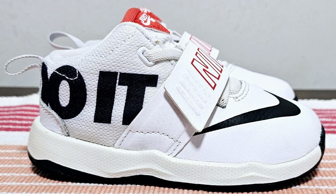 Nike team hustle d8 just do it online