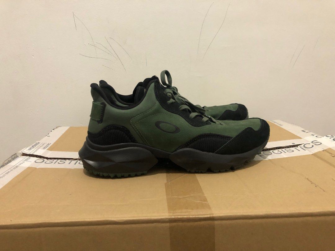 Olx tenis oakley top