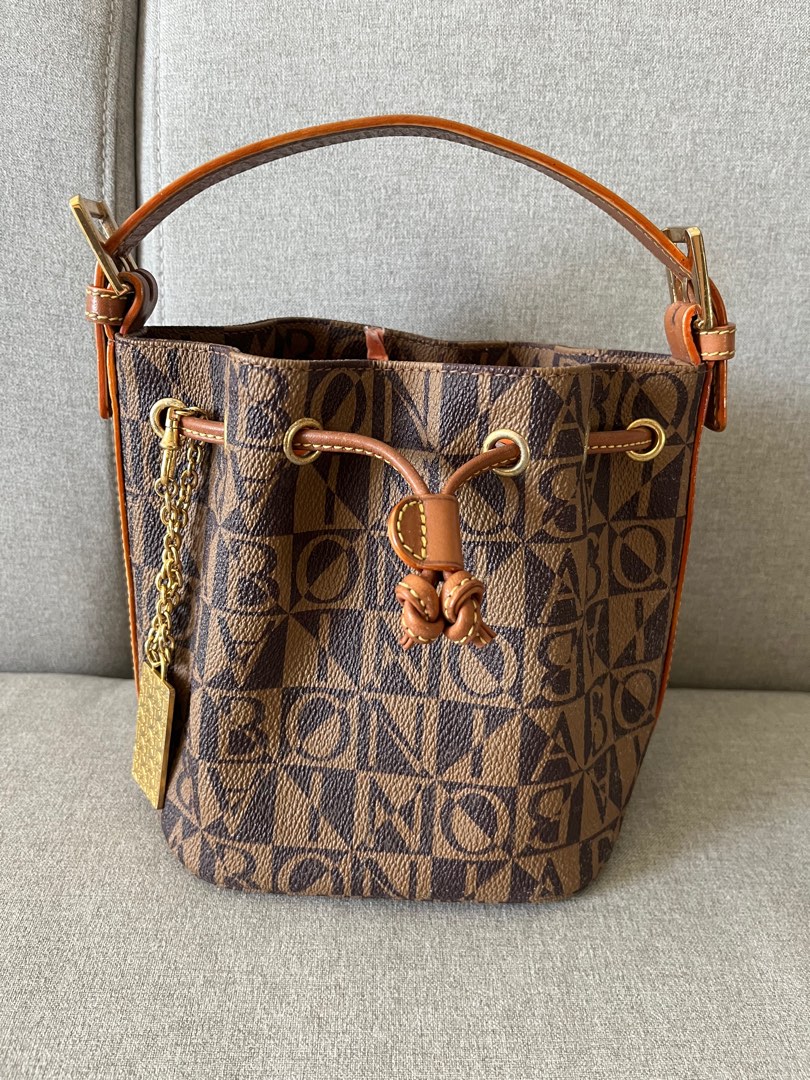 Original Bonia Bag, Women's Fashion, Bags & Wallets, Clutches on Carousell