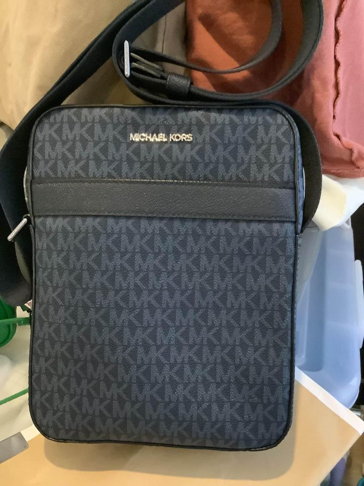 original-michael-kors-sling-bag-on-carousell