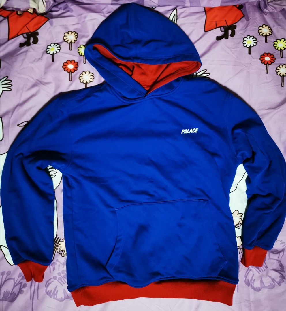 Sold] Palace reverso hoodie red Large size, 男裝, 運動服裝- Carousell