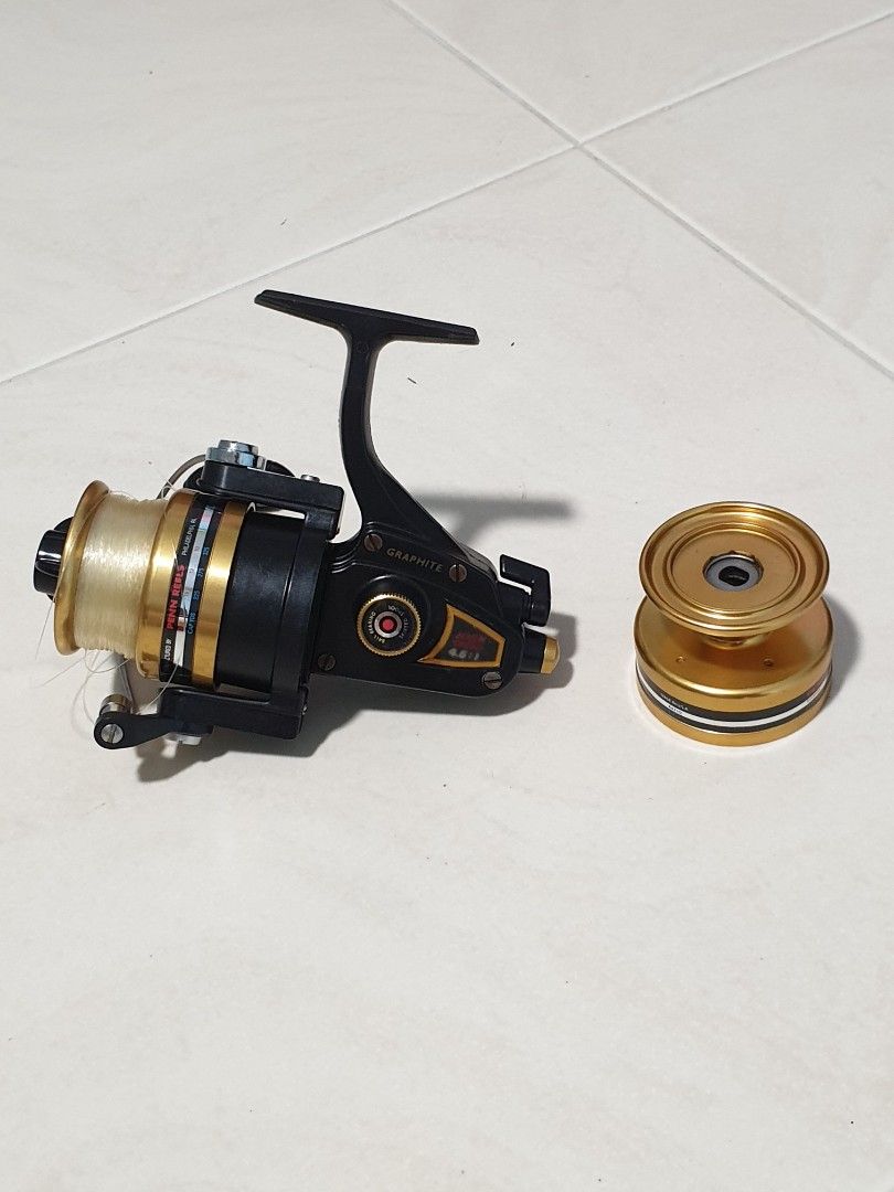 Penn Graphite Fishing Reel, Sports Equipment, Fishing on Carousell