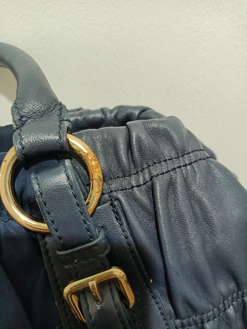 Top 76+ imagen prada gold hardware tarnish Thcshoanghoathambadinh.edu.vn