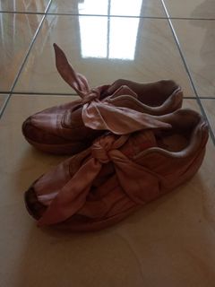 (Kategori: ) berada di . Dikirim oleh kharismaRousell (ID iklan 1220905204, Gambar 1). Deskripsi: .