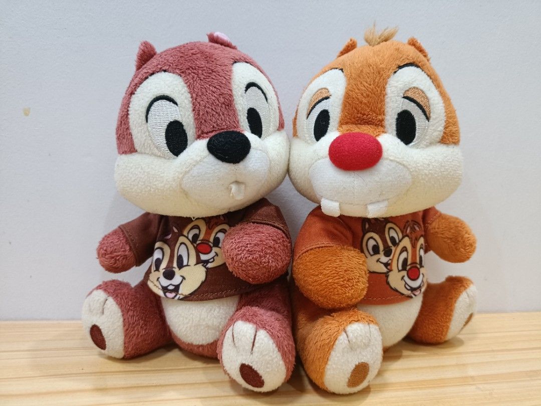 Rare Chip and Dale Chipmunks (Category: Character Goods) located in Quezon City. Submitted by babylianne (Listing ID 1220953836, Image 1). Description: Original Disney. Tokyo Disney Resort Rare complete partner Magnetized Hips In Excellent Condition Actual Photo Posted AS IS - What you see is what you get.