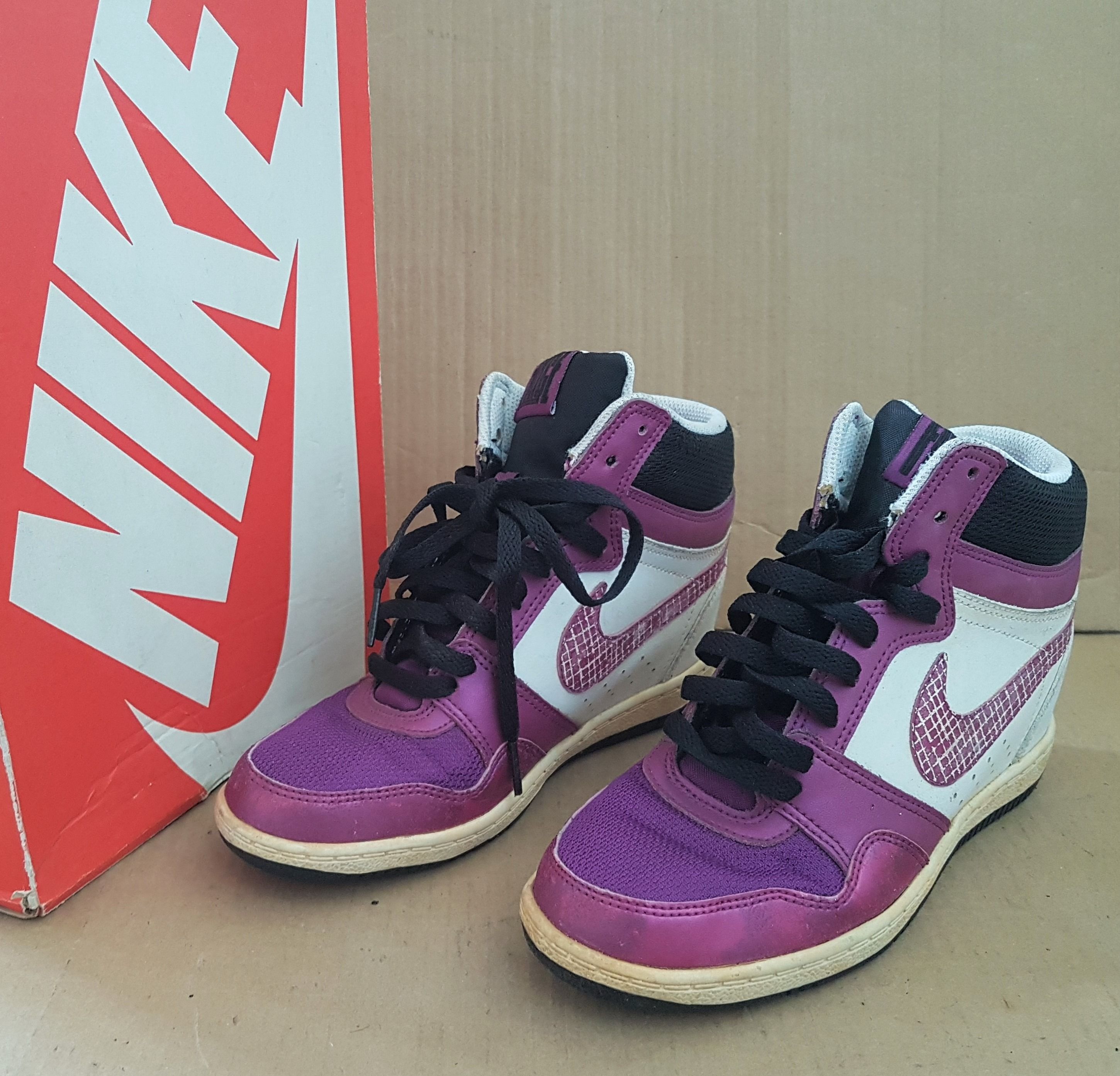 Rare nike high tops discount