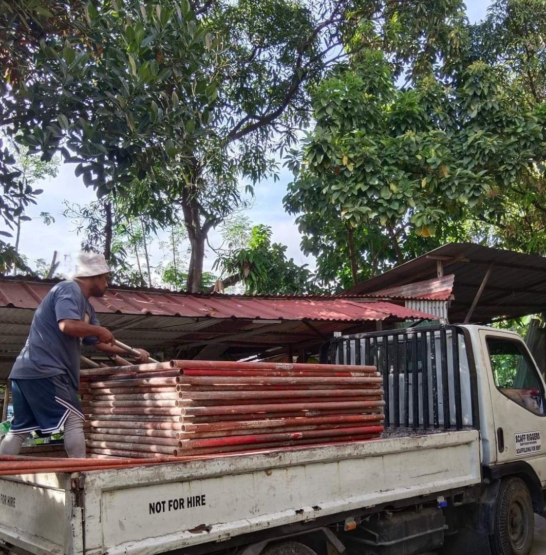 Scaffoldings for rent (Category: Outdoor Furniture) located in Quezon City. Submitted by beautets23 (Listing ID 1220900257, Image 1). Description: Pm for inquiries 09166333549 09230889539.