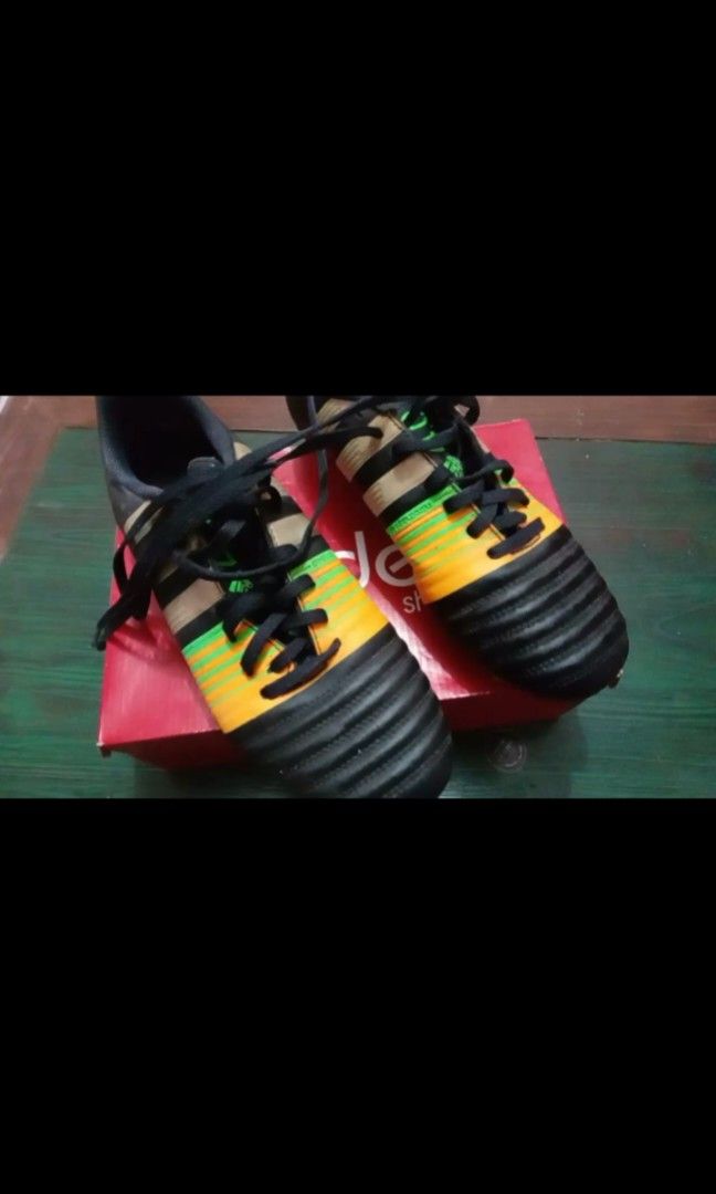Sepatu bola adidas nitrocharge 4.0 store