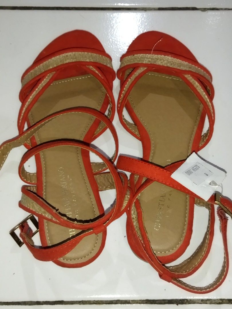 Sepatu sandal payless