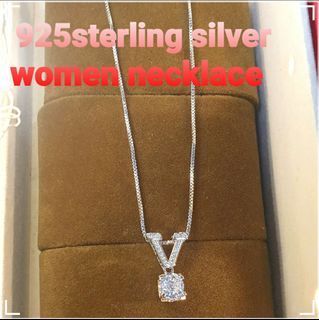 SG ready stock Highly quality 925sterling silver women chain necklace pendant made with premium grade diamonds 2 carat from Australia with gift boxs and polishing cloth provided