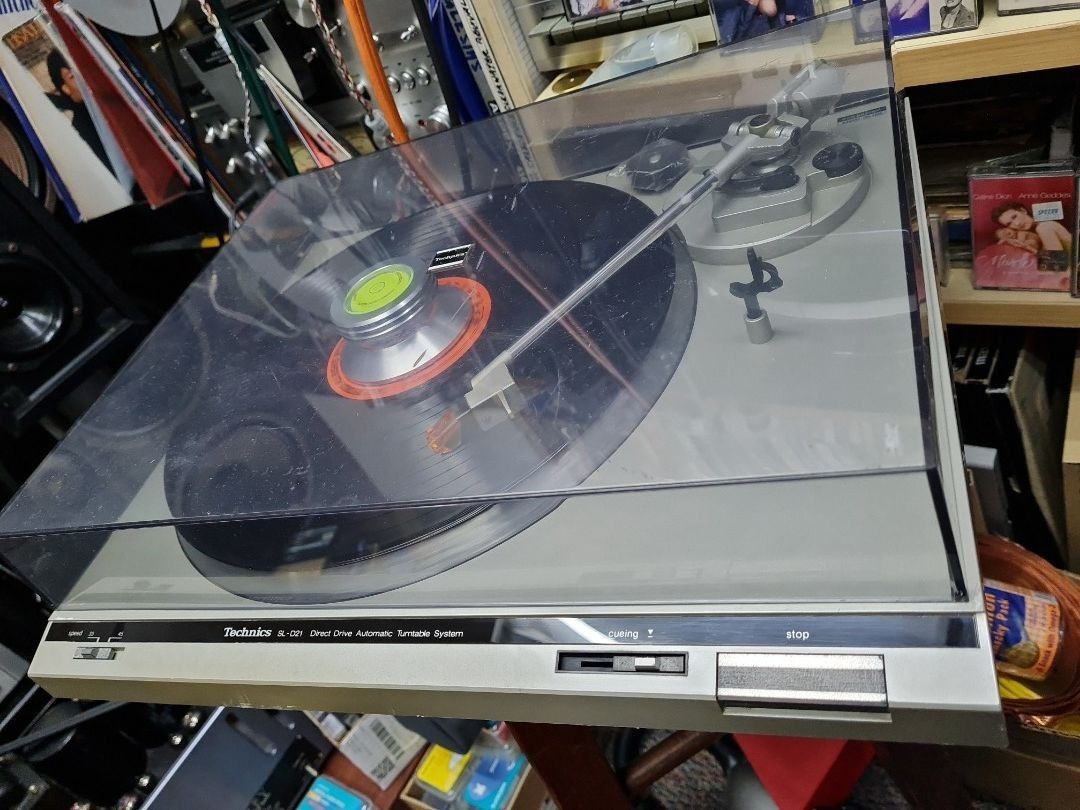 Naald Technics SL-D3 platenspeler – Tonar 757