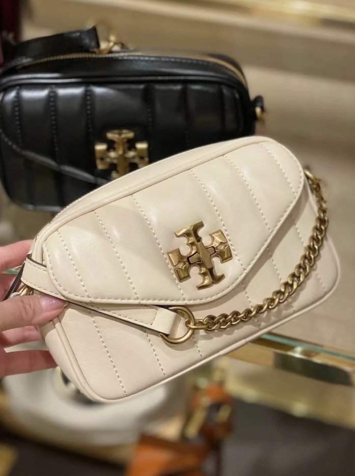 Tory Burch Kira Quilted Mini Camera Bag, Women's Fashion, Bags
