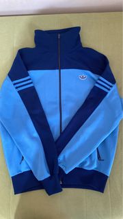 (Category: ) located in . Submitted by fahds_store (Listing ID 1220981614, Image 1). Description: .