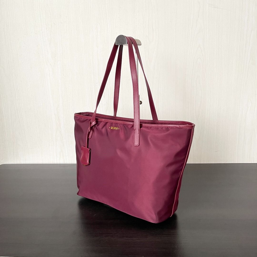 TUMI EVERYDAY TOTE Women s Fashion Bags Wallets Tote Bags on