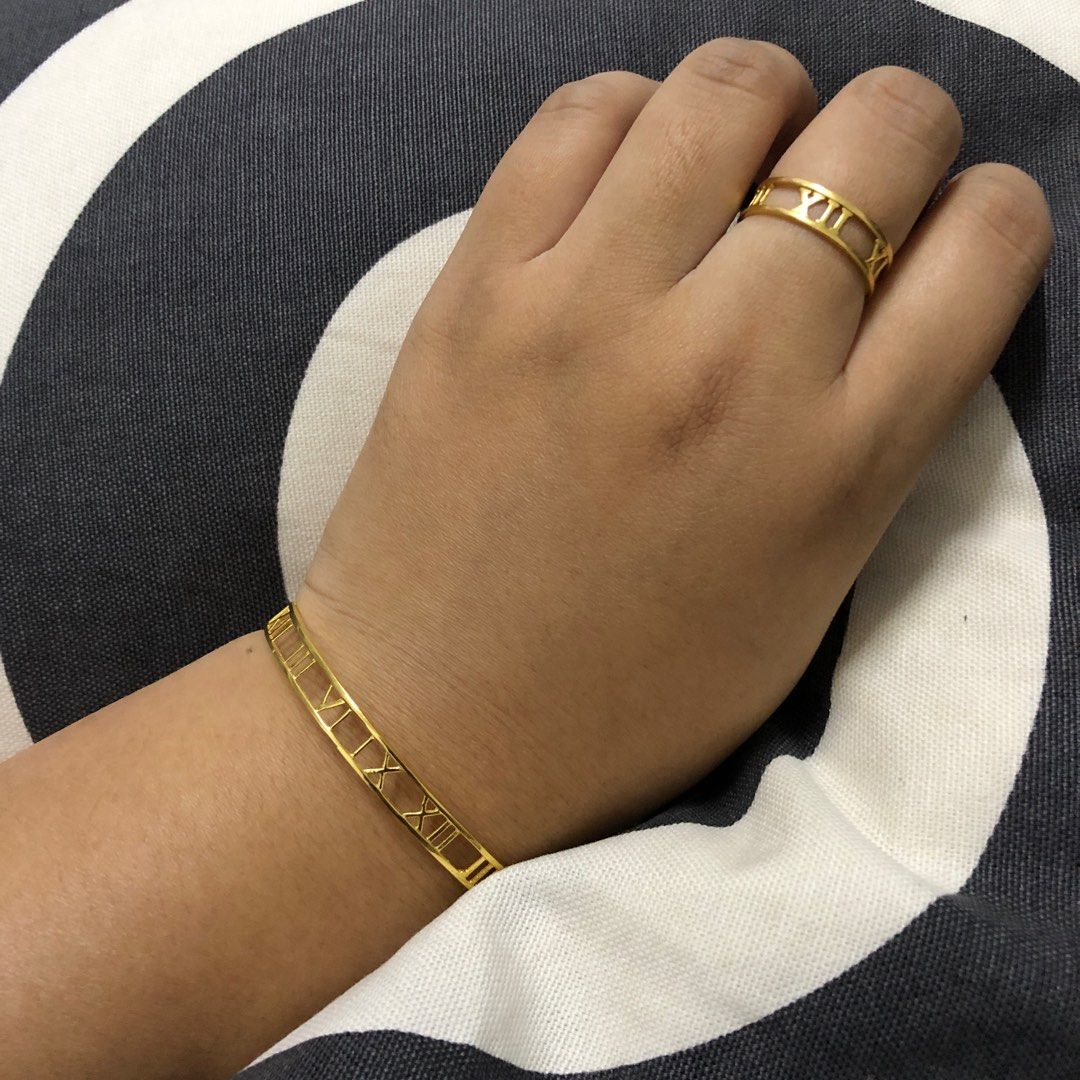 Roman bangle sale