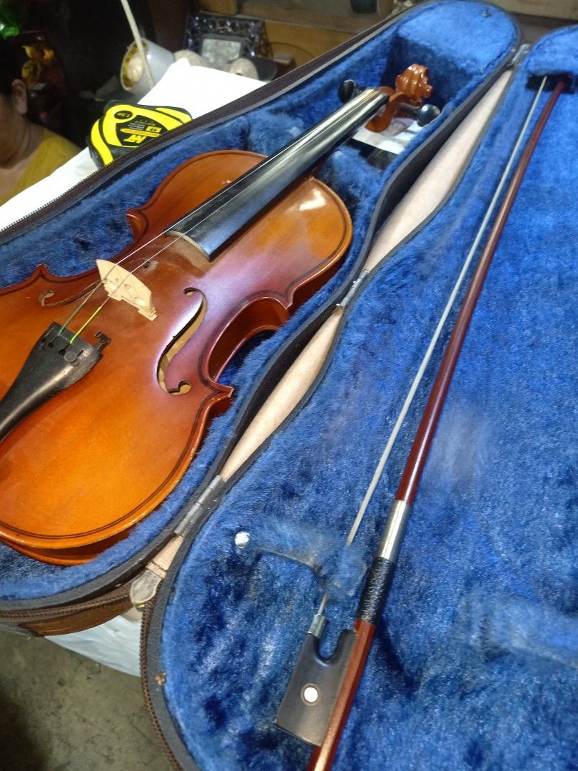 Violin for sale on Carousell