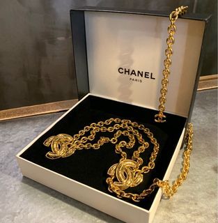 80S Chanel Vintage CC Logo Triple Gold Chain Belt   (小鳥)菱格紋CC標誌三層腰鏈