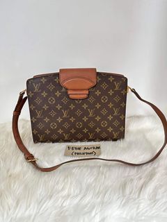 💯 Authentic Louis Vuitton Monogram Courcelles