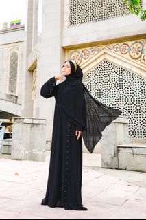 (Category: ) located in . Submitted by zulinnscarf (Listing ID 1221252588, Image 1). Description: .