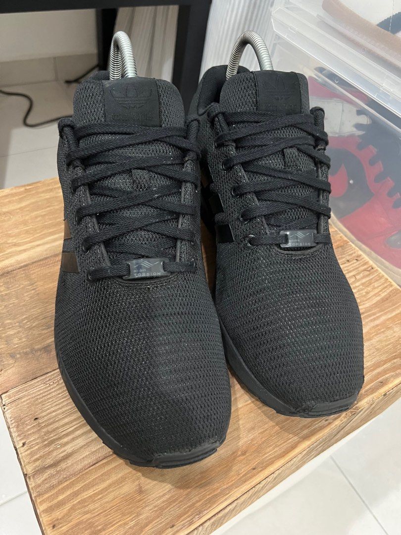 Adidas zx flux core black/dark grey 2025