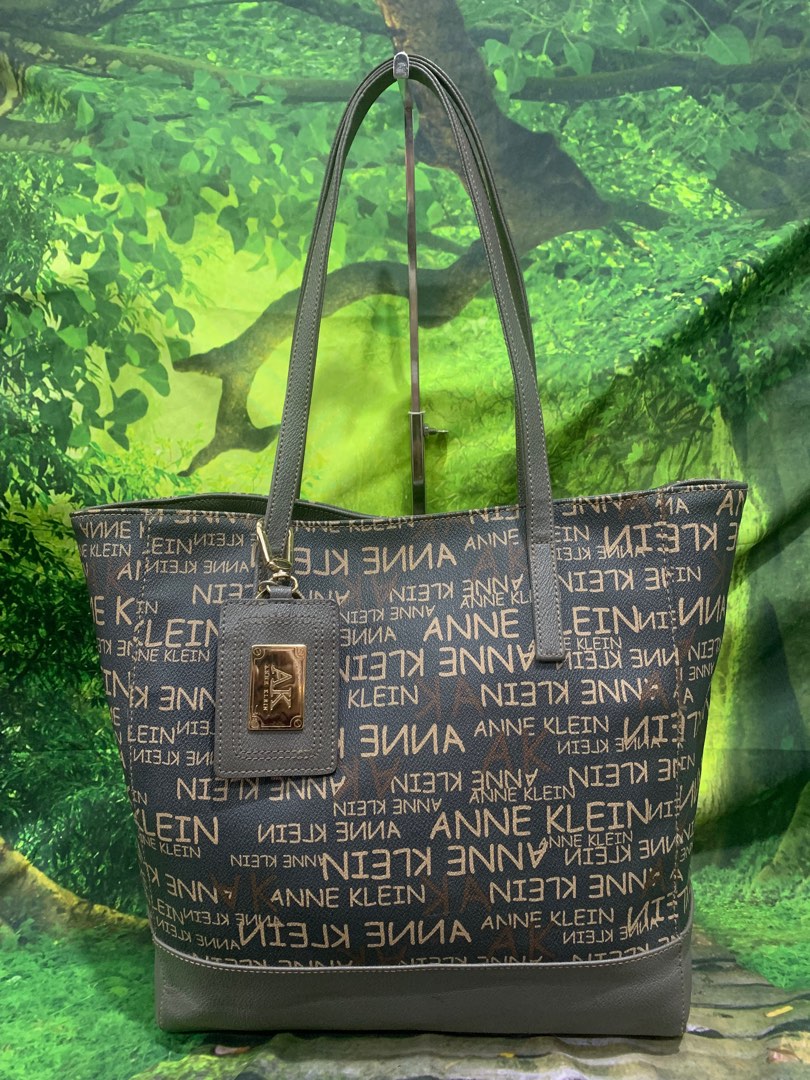 Anne online klein totes