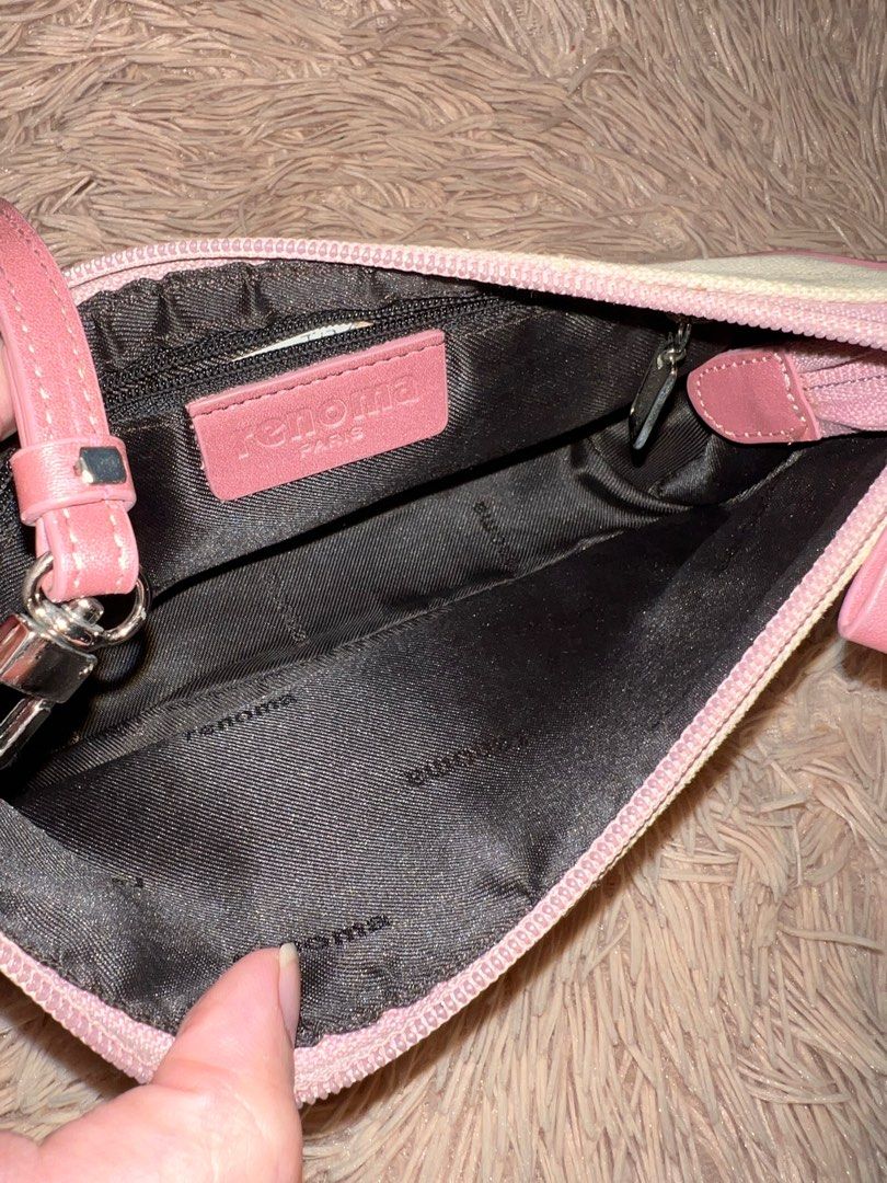 💯Authentic Renoma Small Kili-Kili Shoulder Bag (Category: Luxury Bags & Wallets) located in Paranaque City. Submitted by authentic_mj (Listing ID 1221207133, Image 2). Description: Authentic Renoma Small Kili-Kili Shoulder Bag Preloved Authentic from Japan Kili Kili Bag No issues.