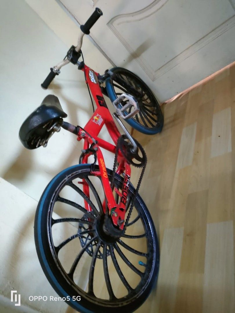 Basikal merah, Sports Equipment, Bicycles & Parts, Bicycles on Carousell