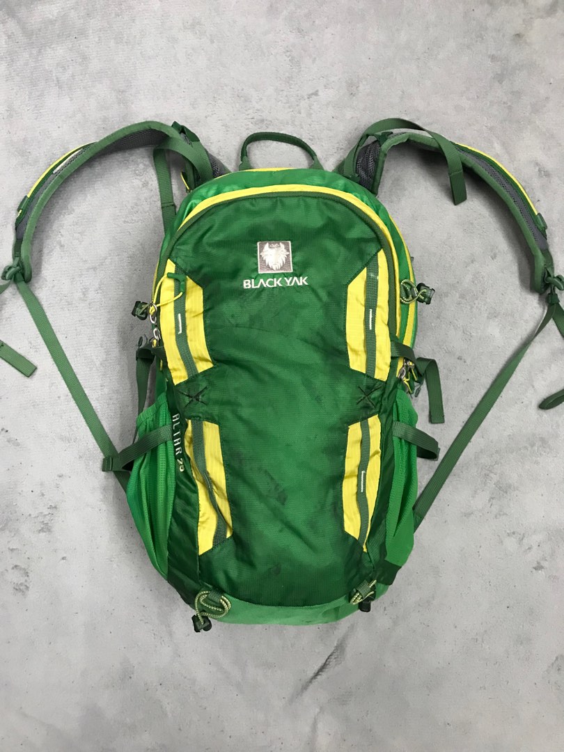 Black Yak Altar Backpack 25L, Men's Fashion, Bags, Backpacks on Carousell
