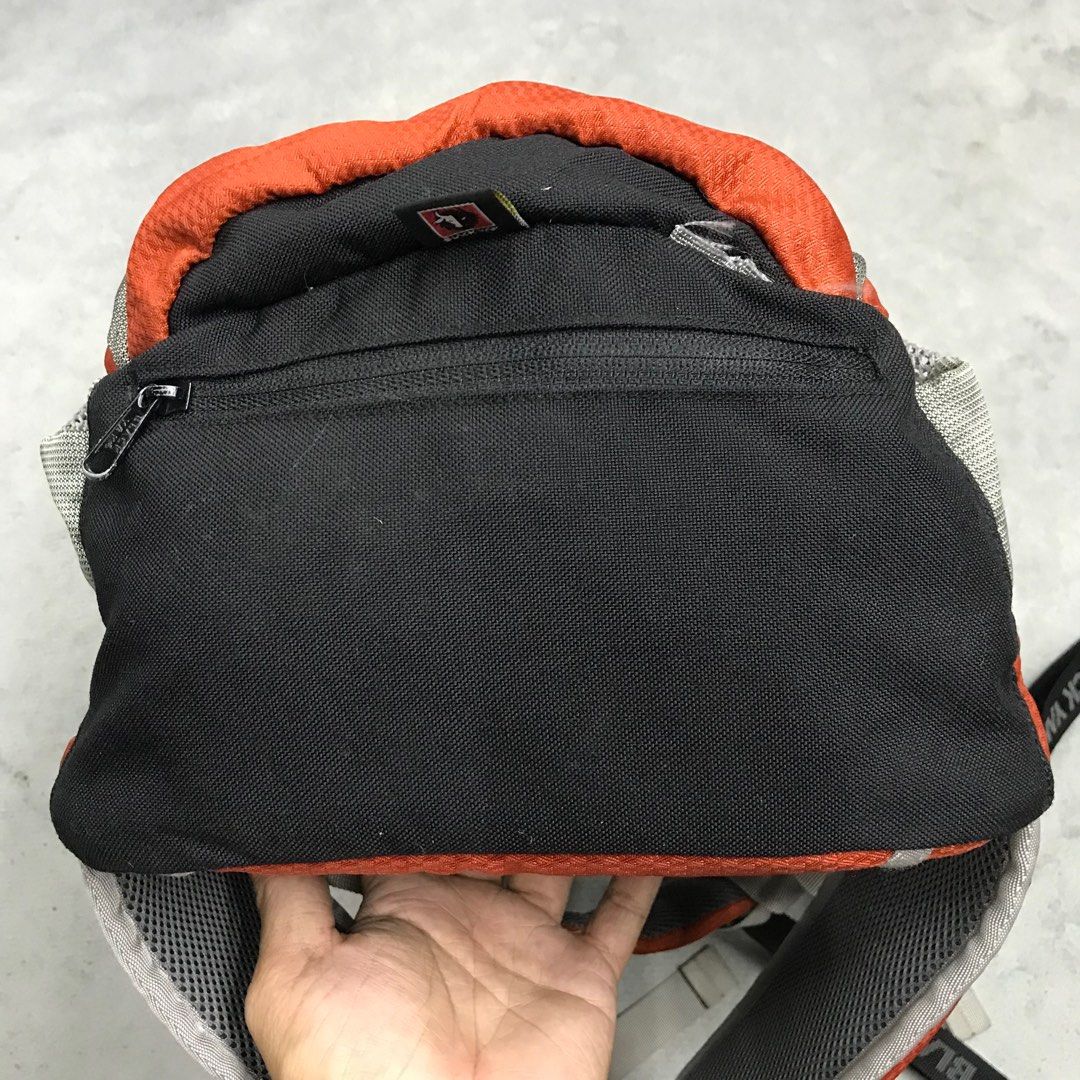 Black Yak Backpack 27L, Men's Fashion, Bags, Backpacks on Carousell