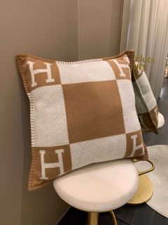 (Category: ) located in . Submitted by addictedshopaholic (Listing ID 1221099419, Image 1). Description: .