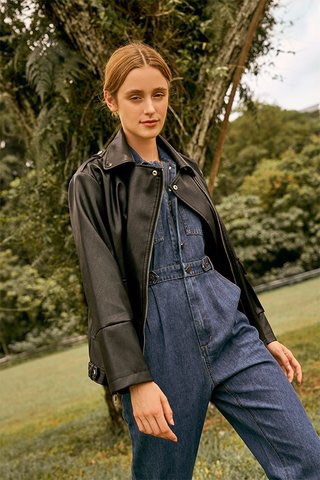 Leather jacket jordan on sale