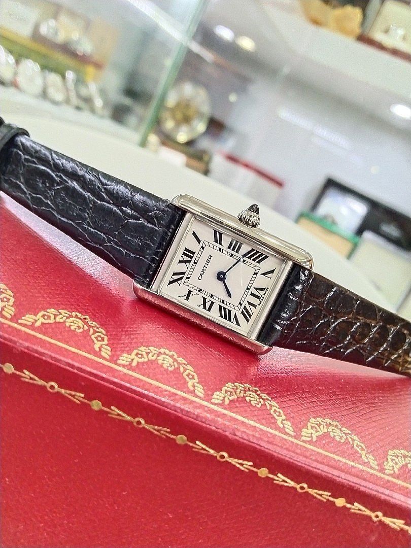 Cartier s shop