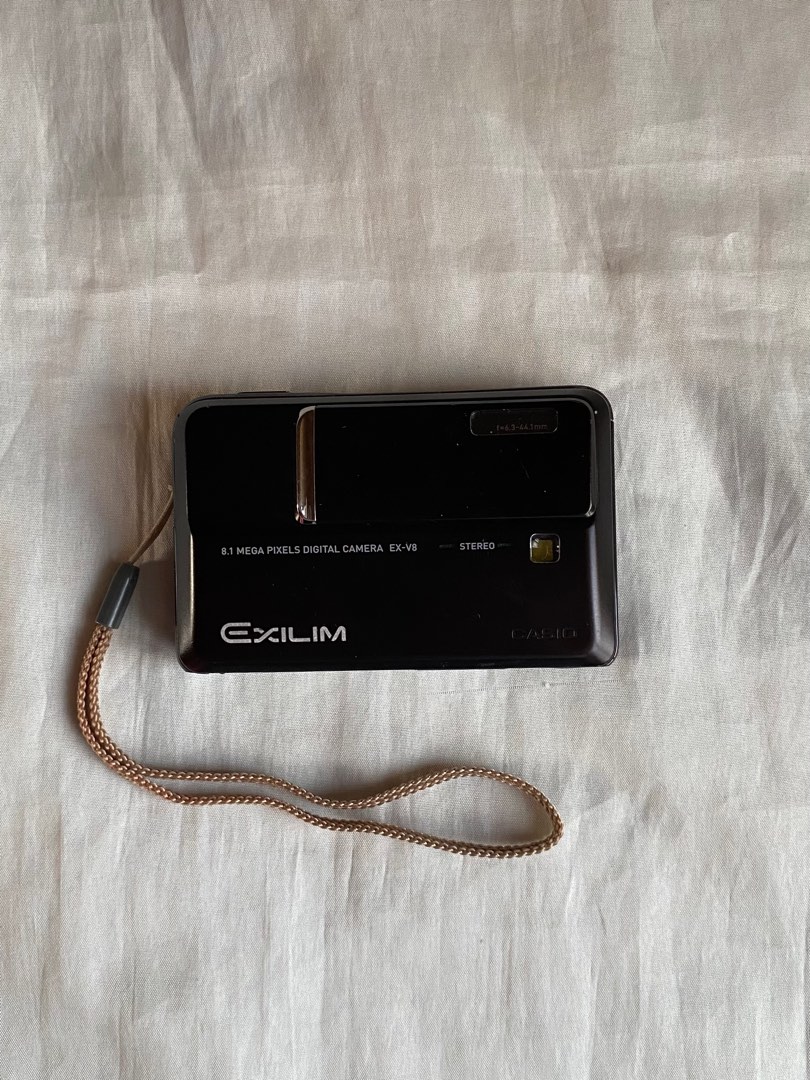 CASIO EXILIM V8 on Carousell