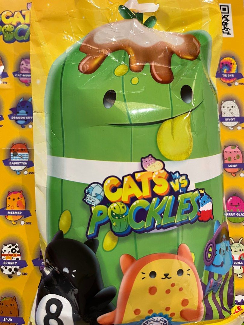 Cats vs Pickles Bzzzzz 313, Hobbies & Toys, Toys & Games on Carousell