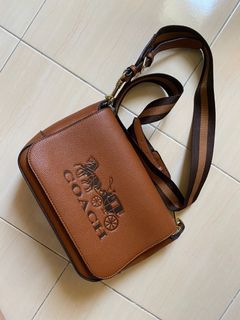 COACH