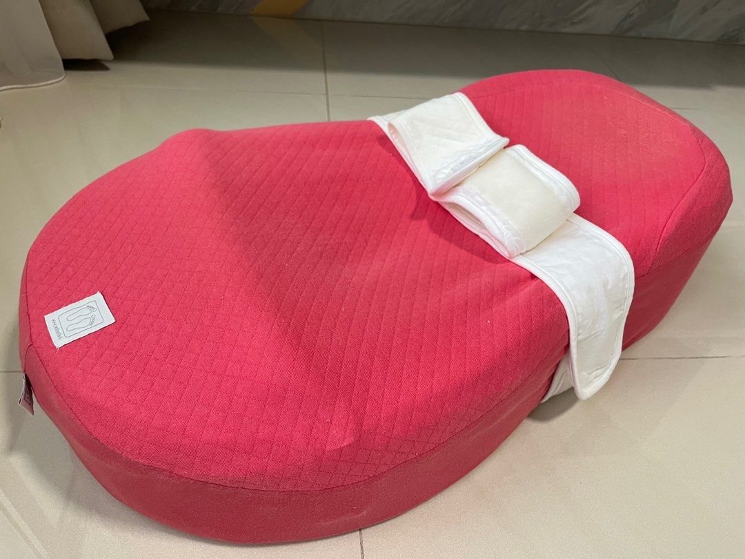 Cocoonababy with extra casing, Babies & Kids, Baby Nursery & Kids Furniture, Cots & Cribs on