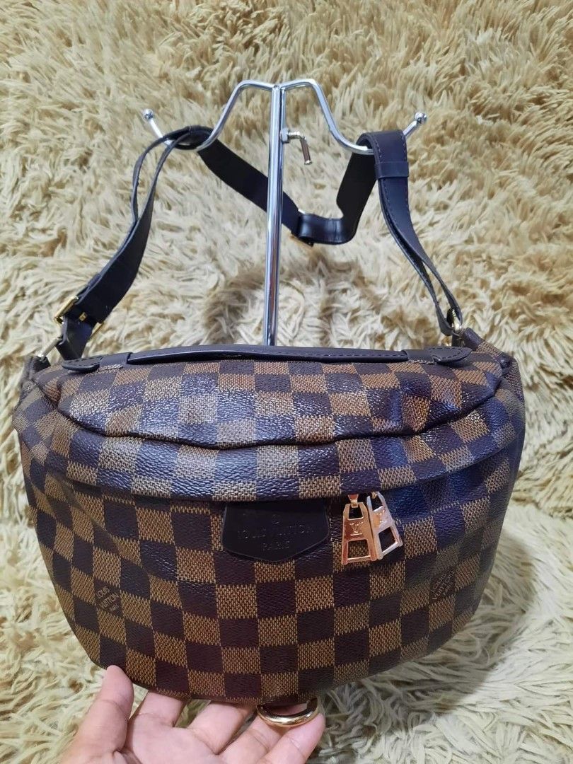 Louis Vuitton Bumbag Men, Men's Fashion, Bags, Belt bags, Clutches and  Pouches on Carousell