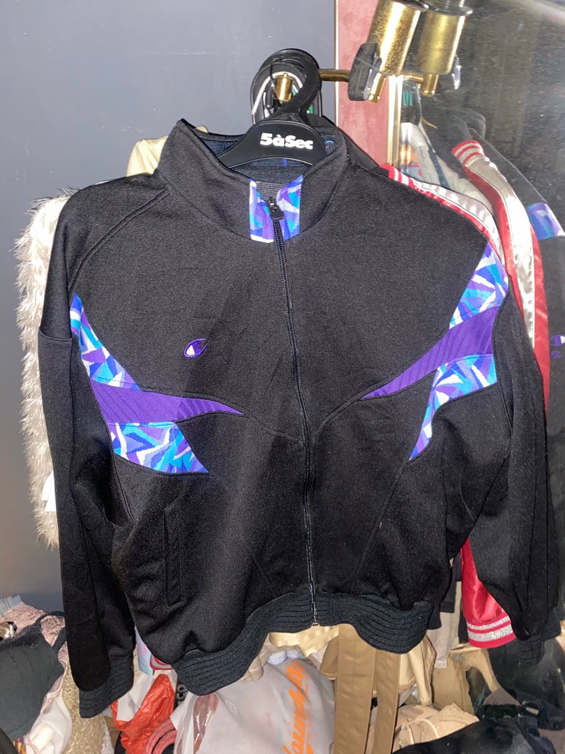 Carousell Champion Windbreaker Vintage Crop Champion Jacket