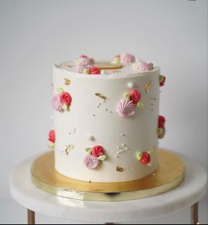 Customised Birthday Cake