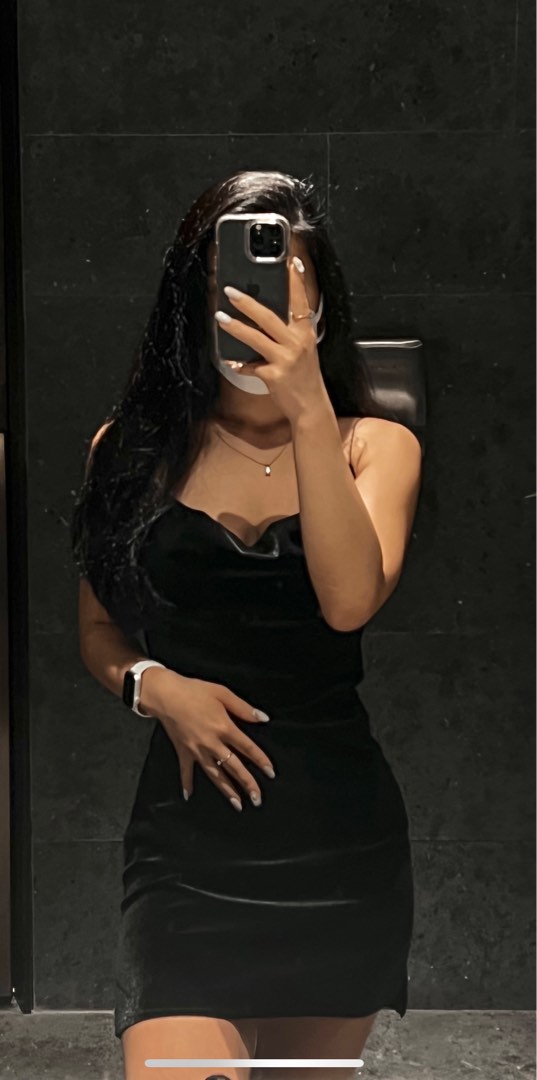 Cute girl black dress sales